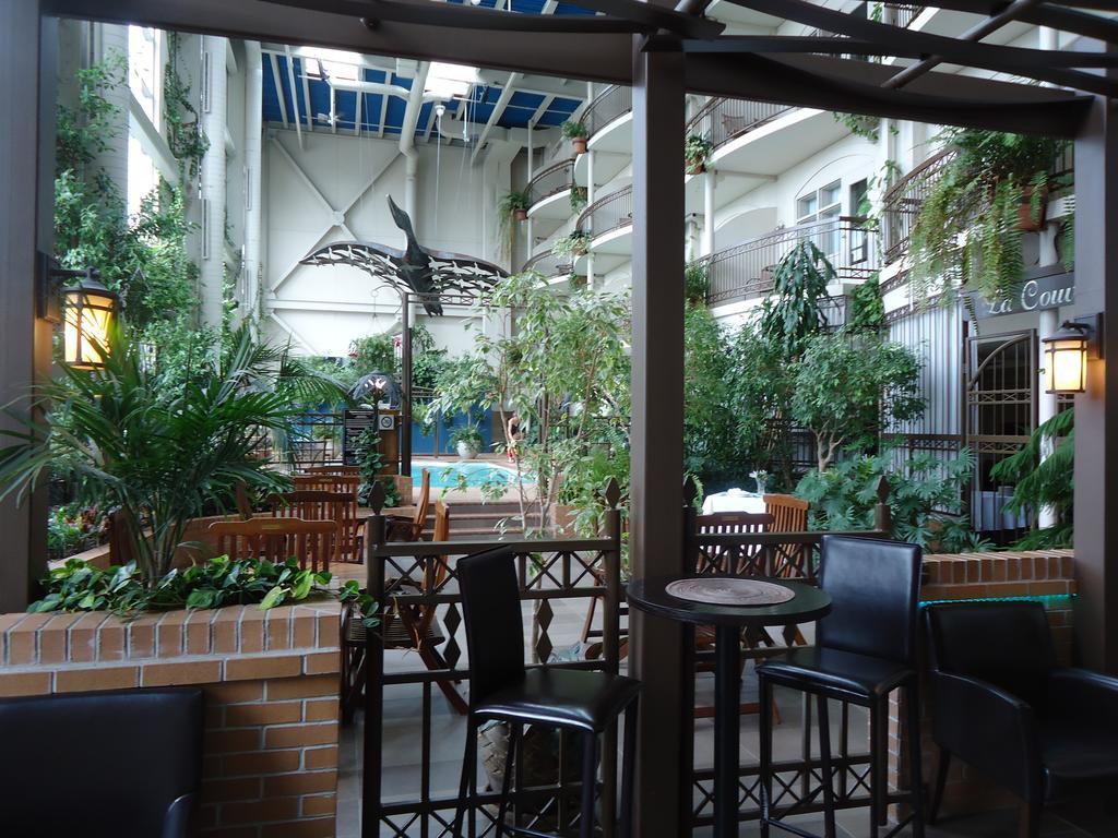 Hotel L'Oiseliere Lévis Buitenkant foto