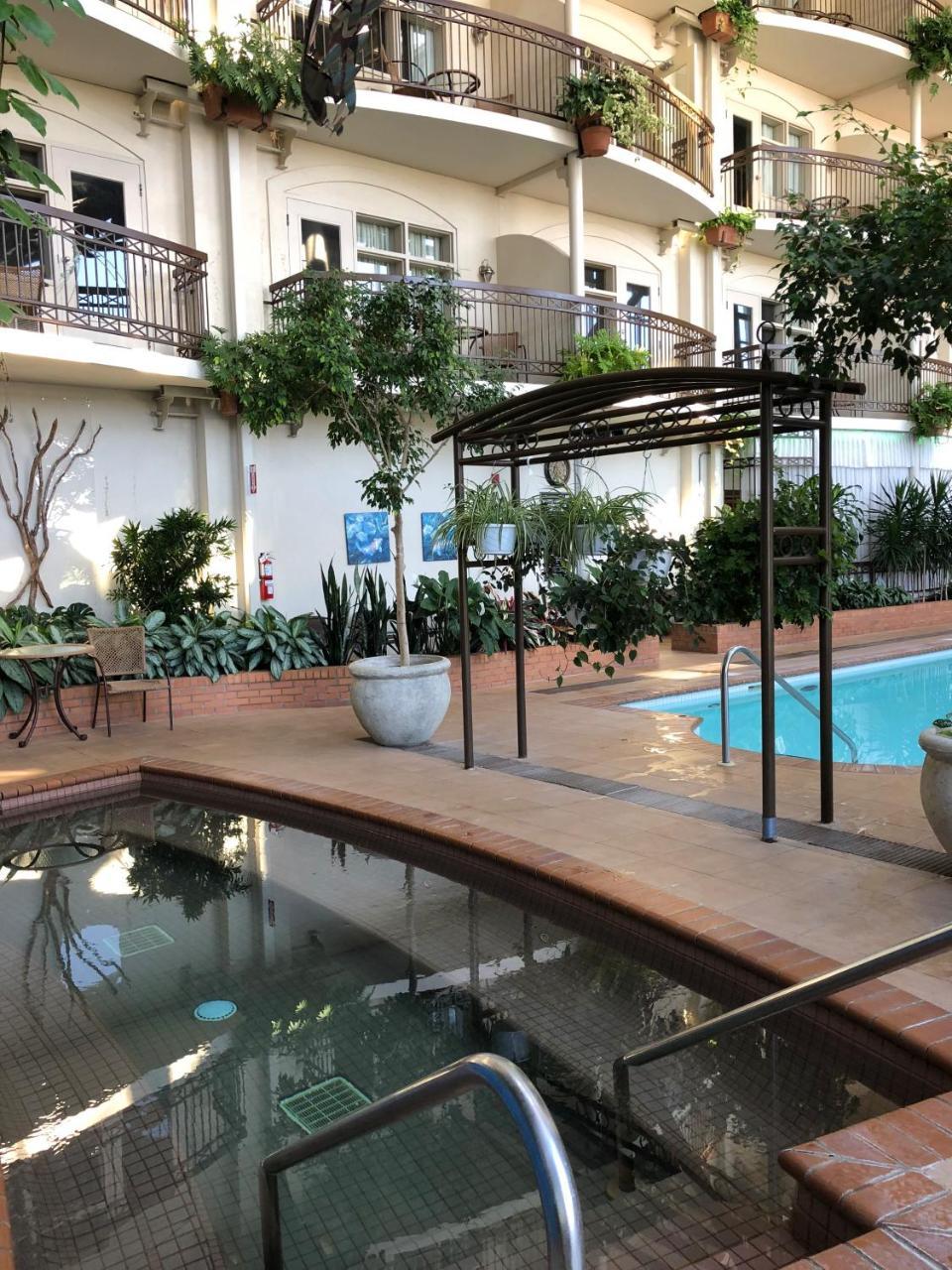 Hotel L'Oiseliere Lévis Buitenkant foto